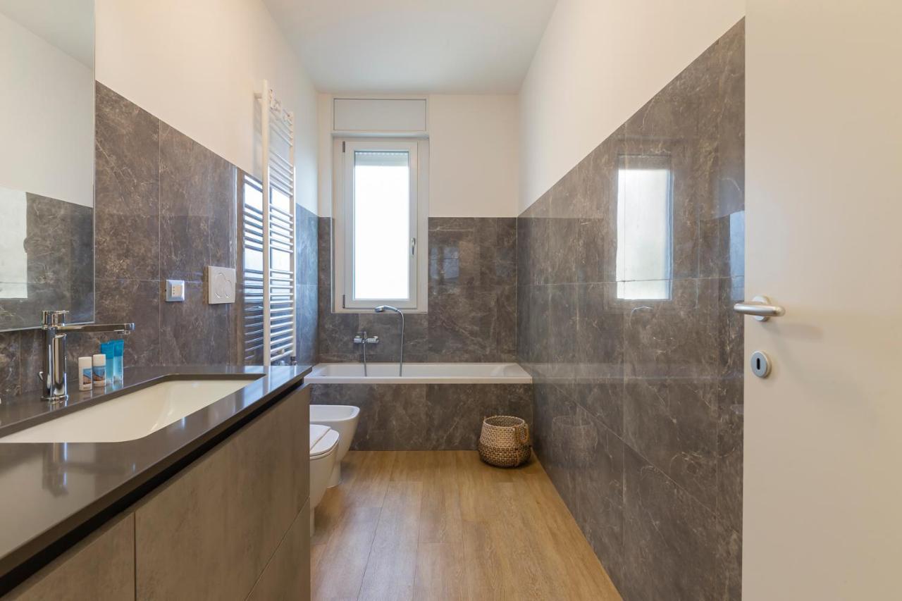 Luxury Apartment Near Navigli - Anemoni 5 Milano Exteriör bild